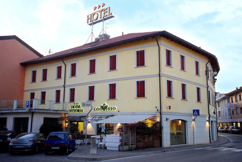 Hotel Vittoria San Giórgio di Nogaro المظهر الخارجي الصورة